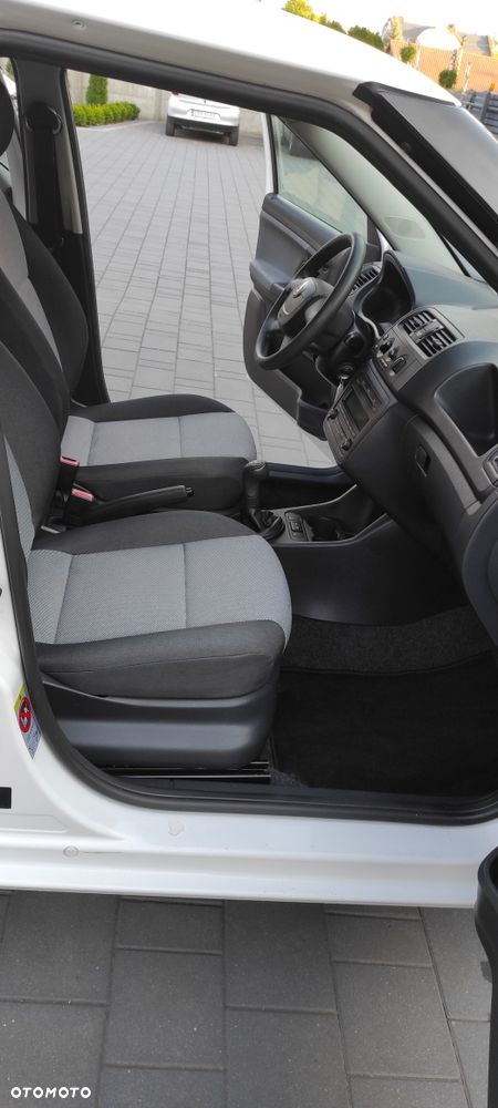 Skoda Fabia - 8