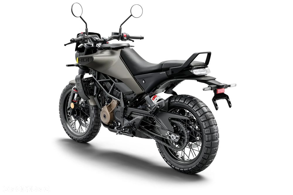 Husqvarna Svartpilen - 4