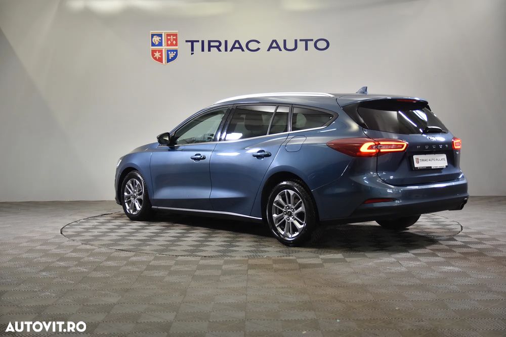 Ford Focus - 4