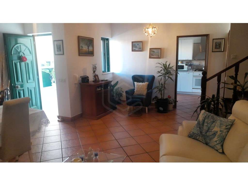 Moradia T2 duplex, com pátio, orientada a sul e a poente, Albufeira... - Grande imagem: 4/20