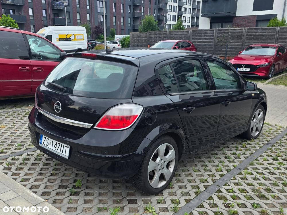 Opel Astra 1.8 Sport - 6
