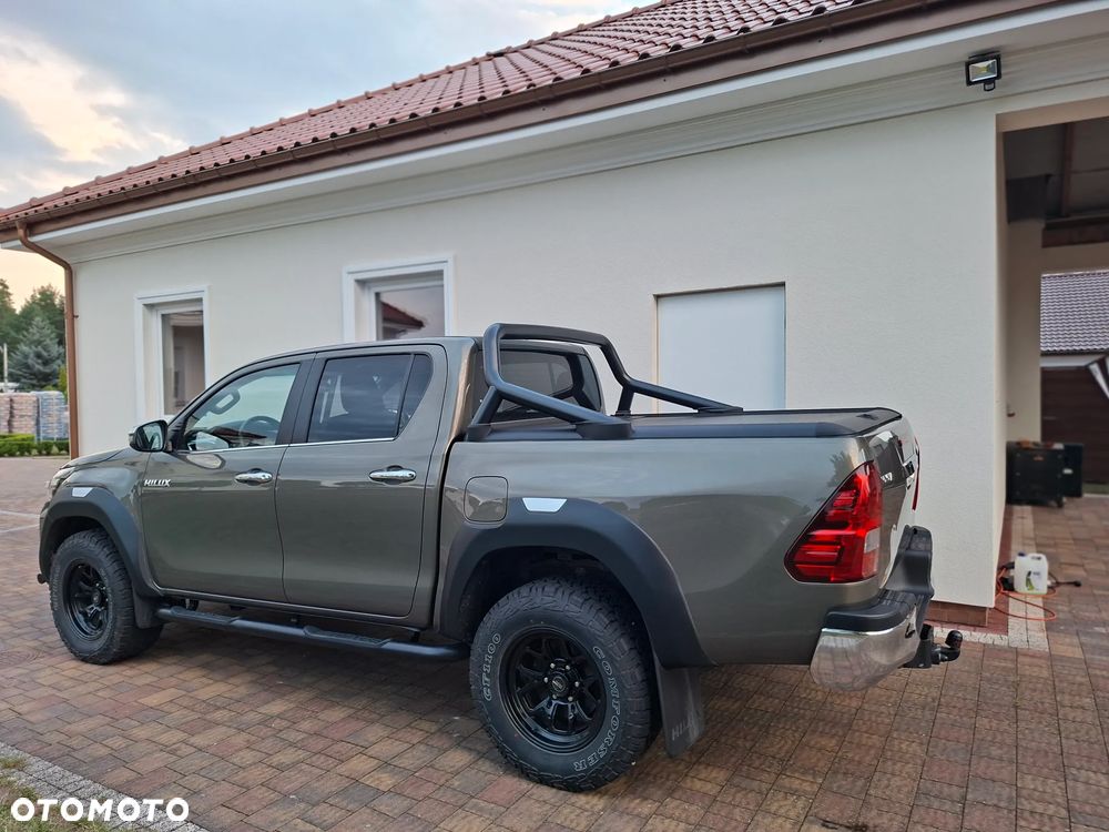 Toyota Hilux 2.4 D-4D Double Cab Active 4x4 - 5