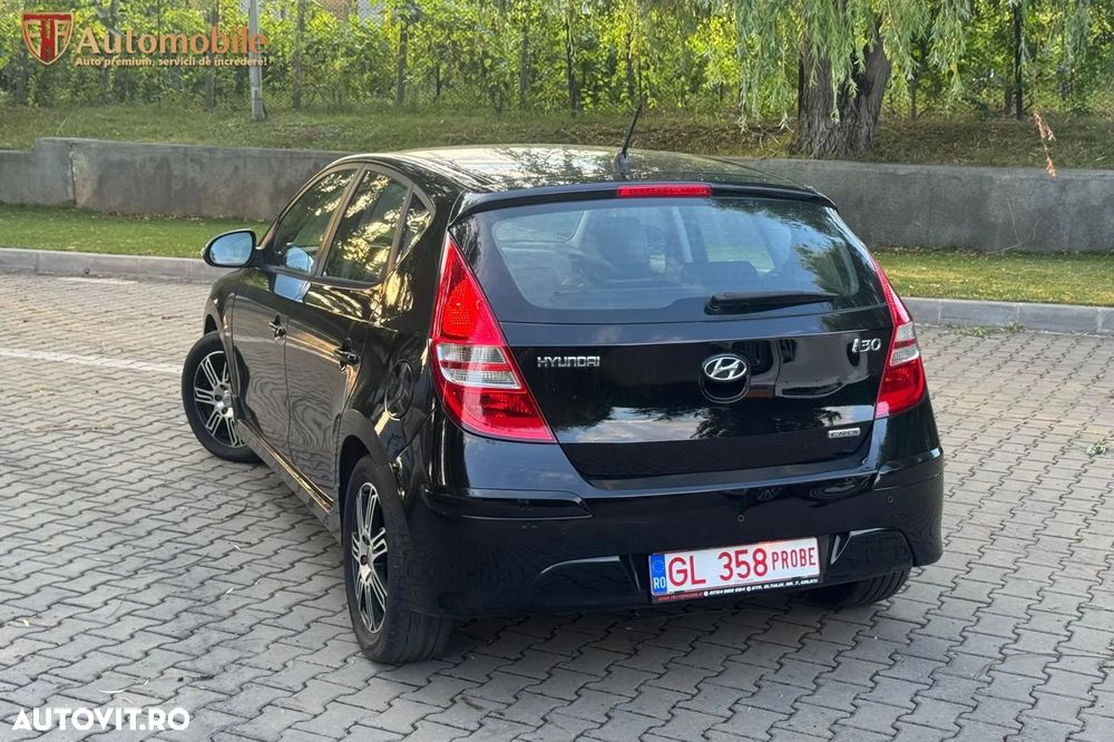 Hyundai i30 1.6 CRDI GL Classic - 4