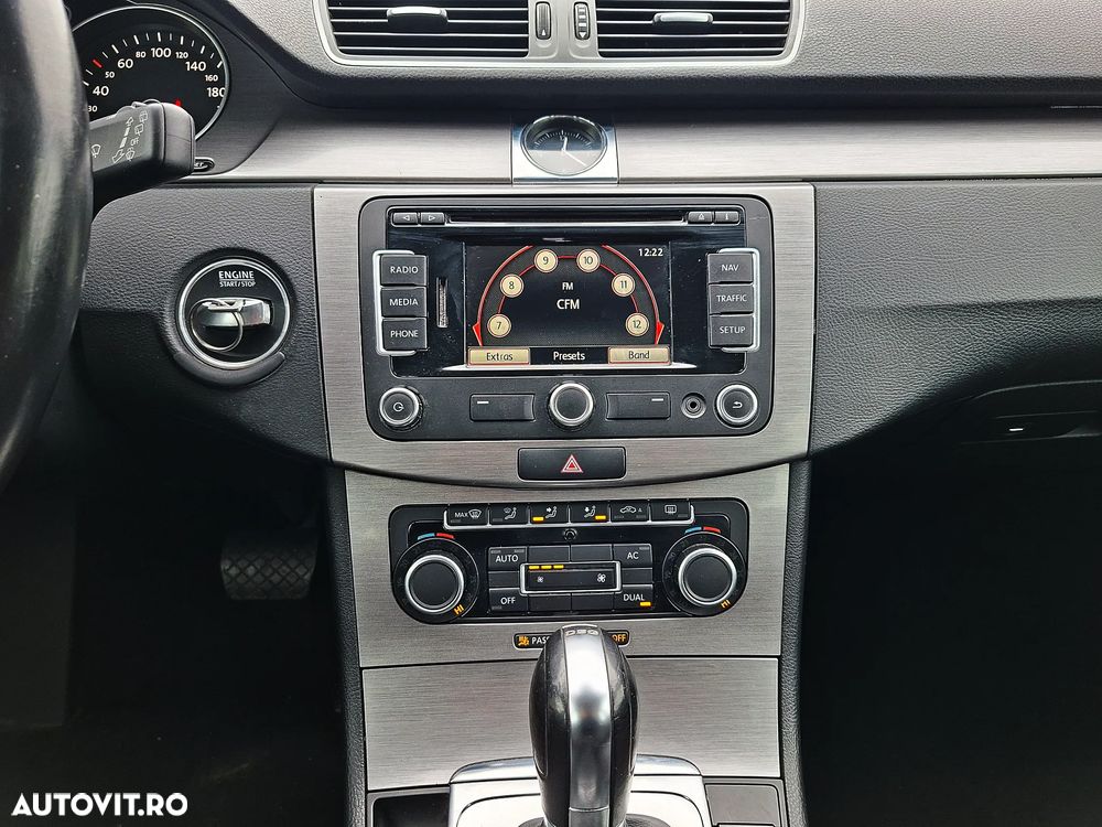 Volkswagen Passat 2.0 TDI BlueMotion Technology DSG Highline - 12