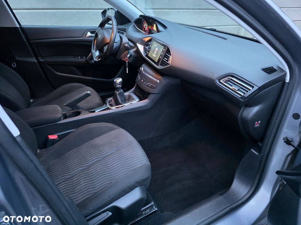 Peugeot 308 1.6 HDi Access - 15