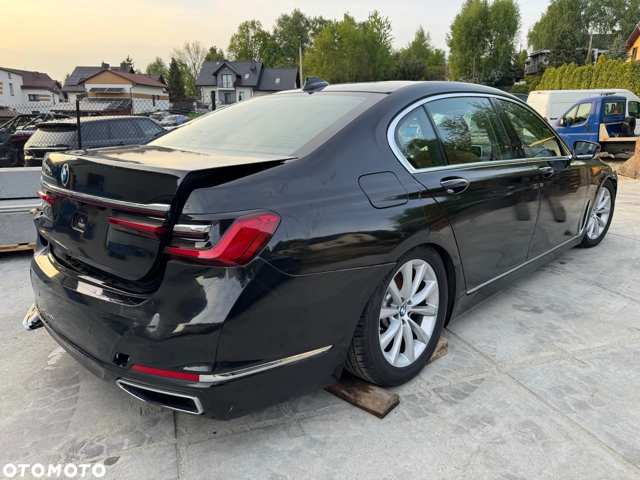 BMW Seria 7 740i - 5