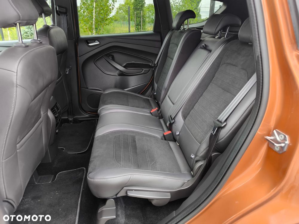 Ford Kuga 2.0 TDCi AWD ST-Line - 9