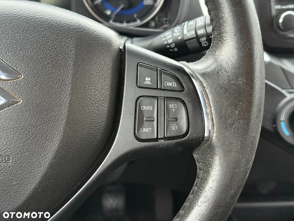Suzuki Baleno 1.2 Premium Plus - 21