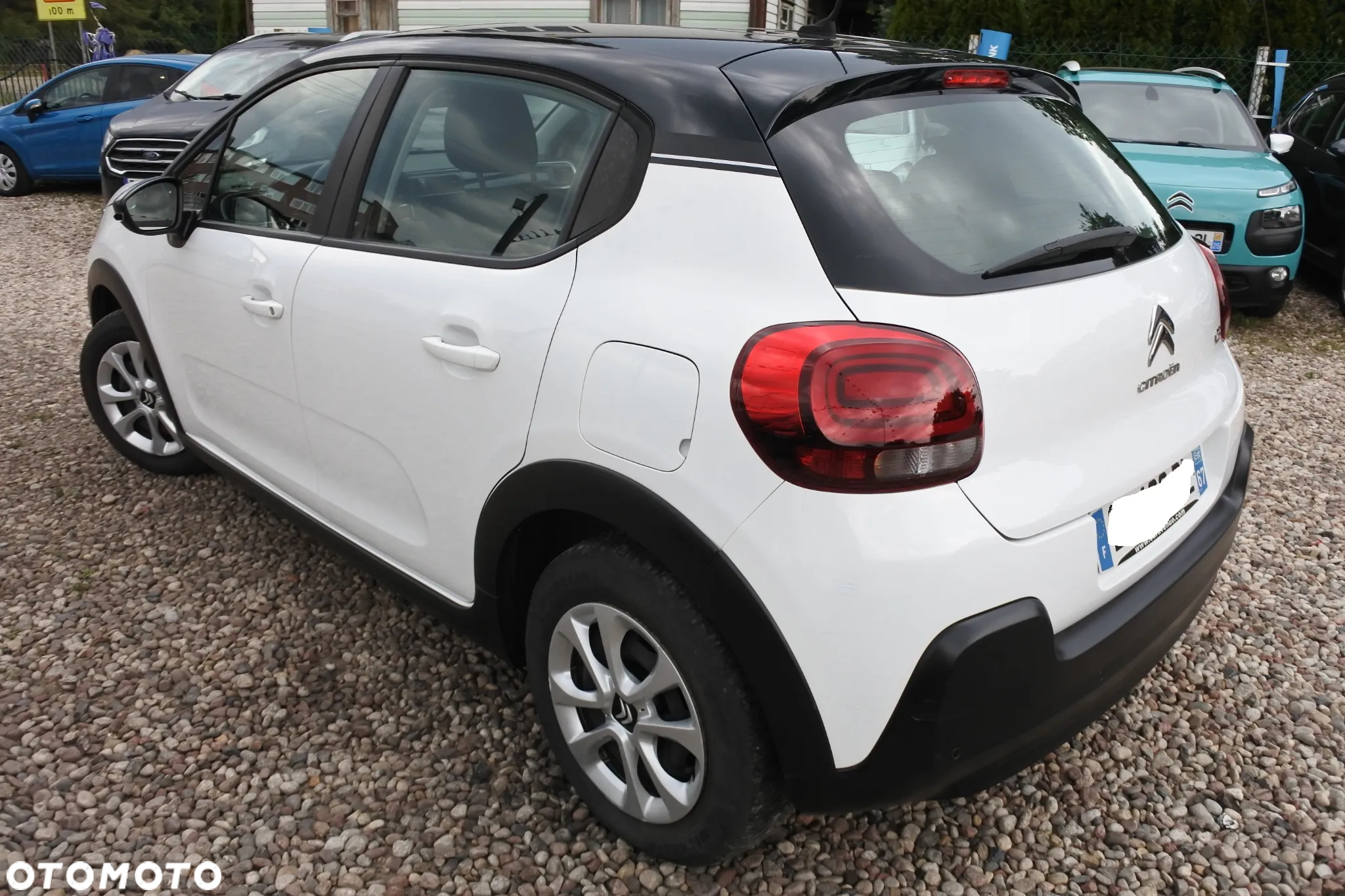 Citroën C3 1.2 PureTech Shine - 2
