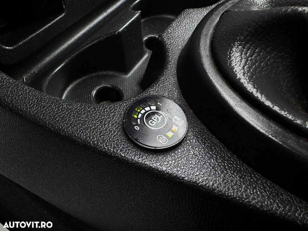 Dacia Duster 1.6 4x2 Prestige - 17