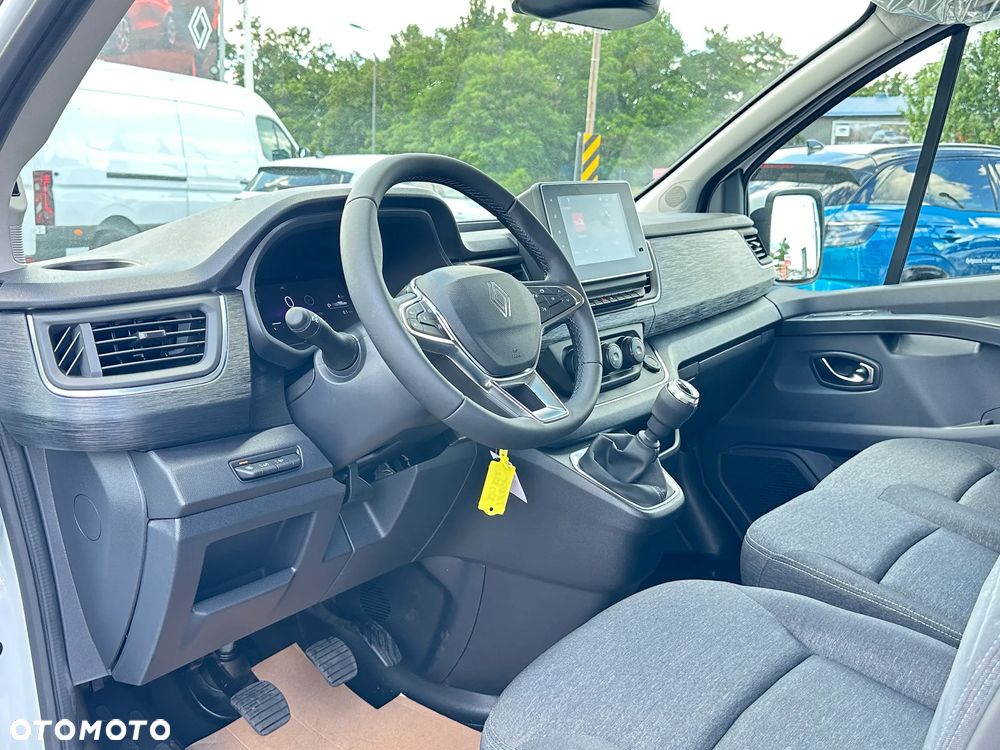 Renault Trafic - 11
