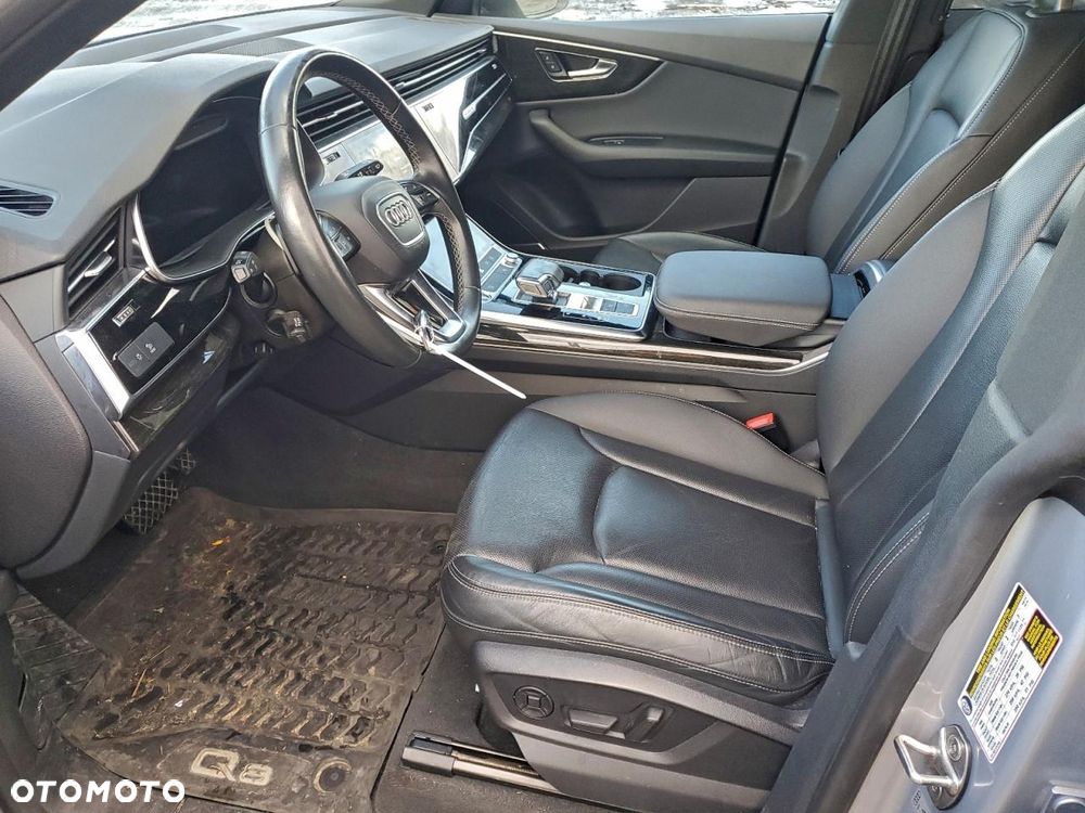 Audi Q8 - 7