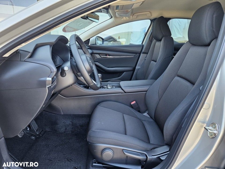 Mazda 3 - 7