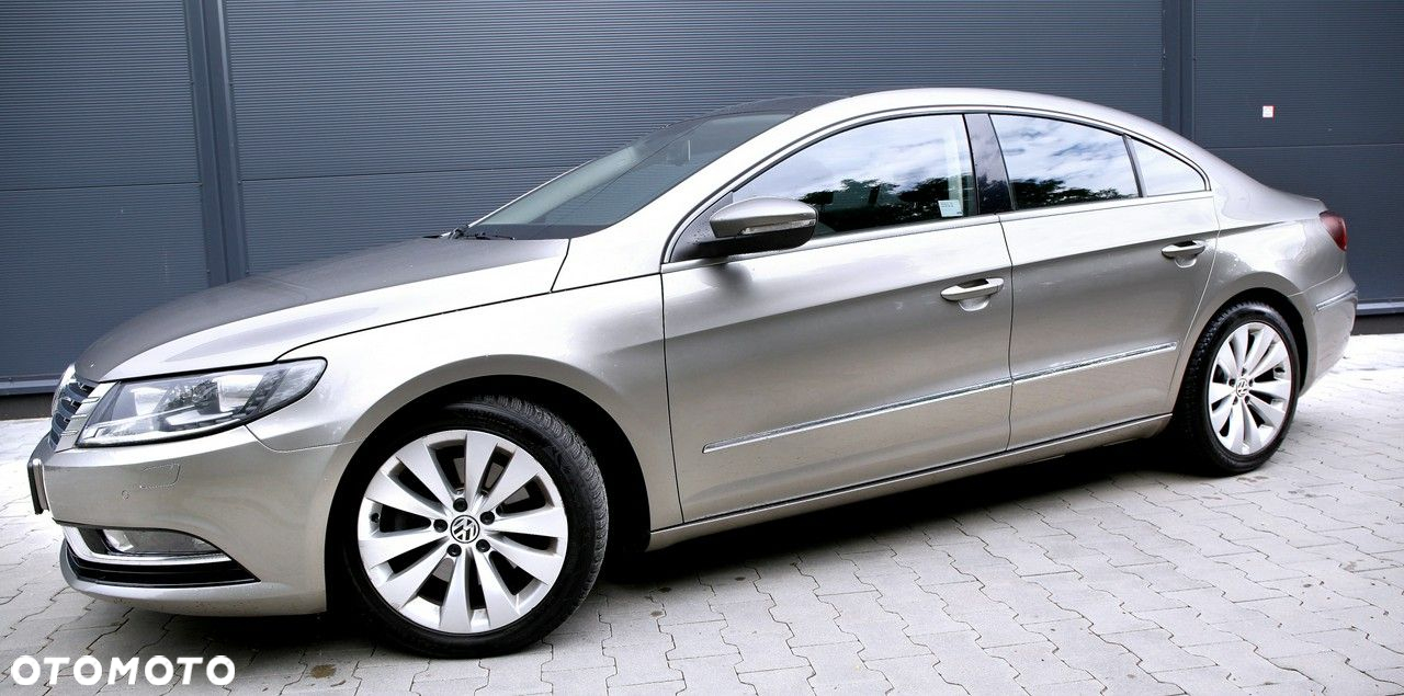 Volkswagen Passat CC - 21