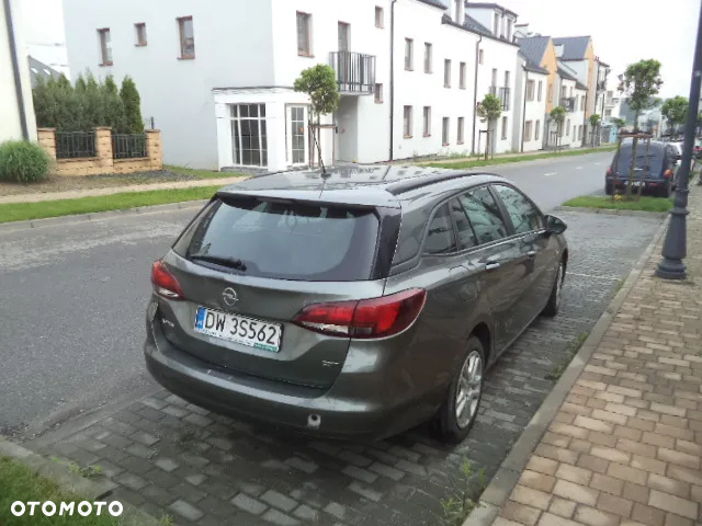 Opel Astra IV 1.6 CDTI Enjoy - 12