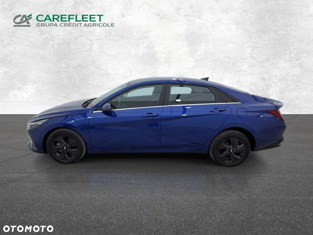 Hyundai Elantra - 8