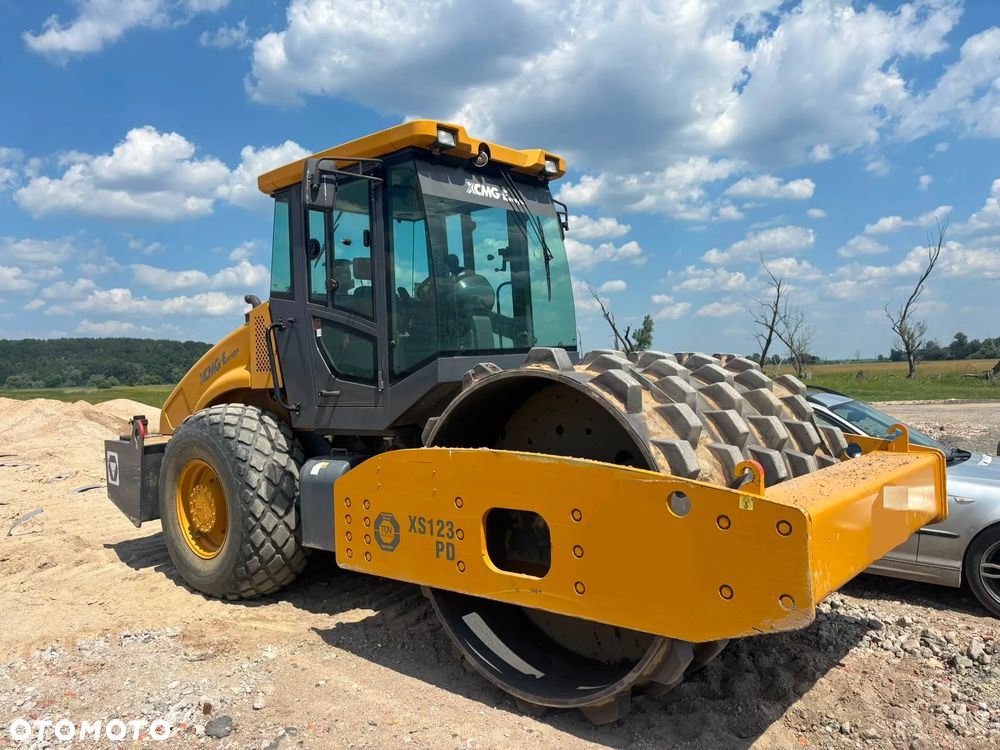 XCMG XS123PD Walec 13Ton gładki okołkowany płaszcz - 1