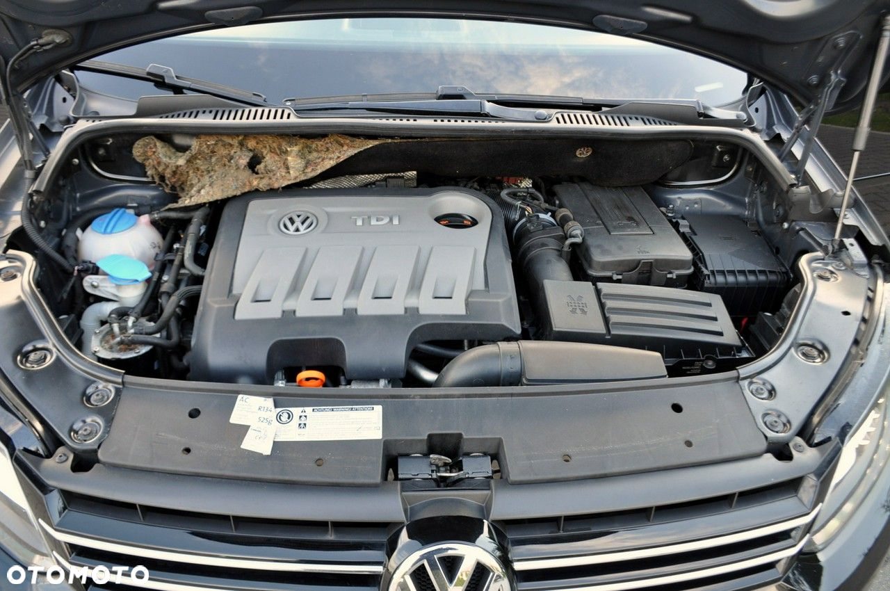 Volkswagen Touran - 39