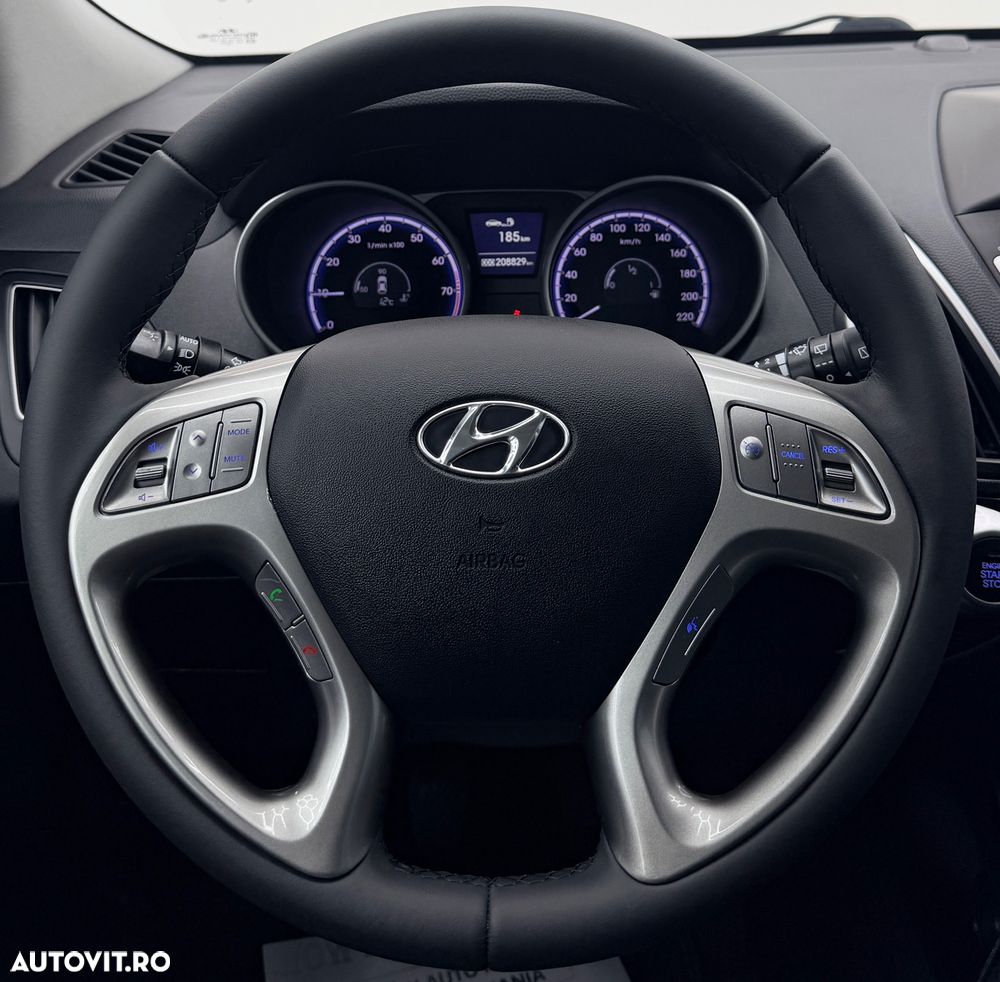 Hyundai ix35 1.6 2WD blue Style - 32