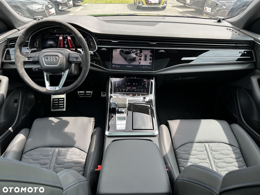 Audi RS Q8 - 16