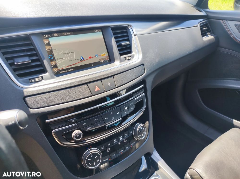 Peugeot 508 RXH Hybrid4 - 27