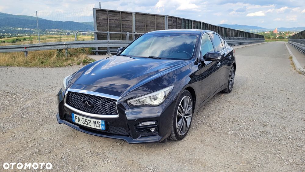 Infiniti Q50 2.2d Sport Sound Studio by Bose - 9