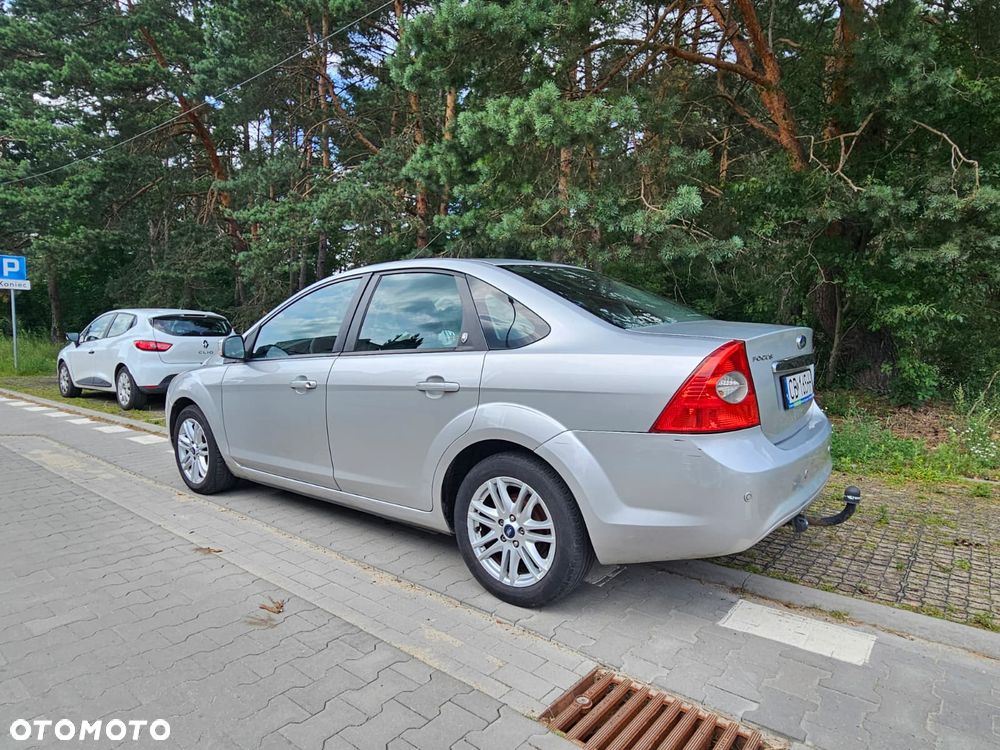 Ford Focus 1.6 TDCi Ghia - 12