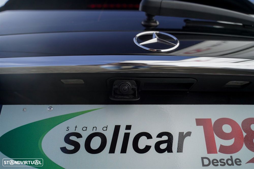 Mercedes-Benz E 300 de AMG Line - 4