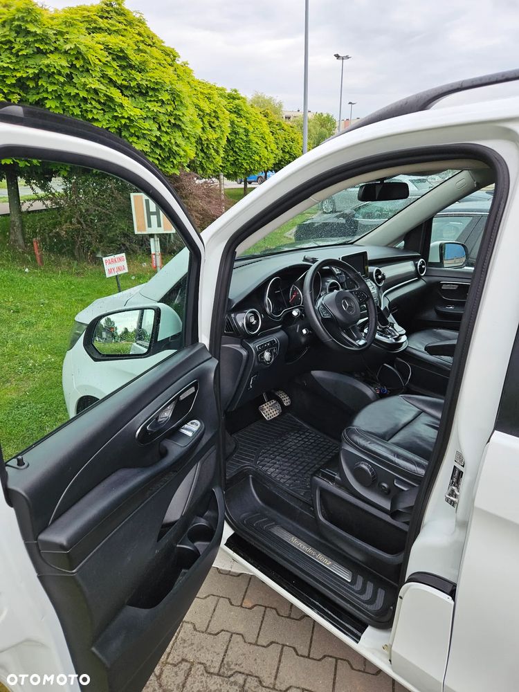 Mercedes-Benz Klasa V 250 (BlueTEC) d lang 4Matic 7G-TRONIC - 22