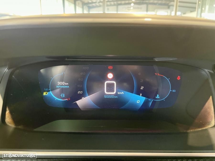 Peugeot 2008 1.2 PureTech Allure - 13