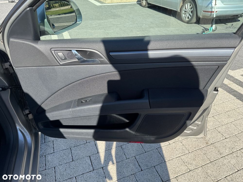 Skoda Superb 2.0 TDI Ambition - 32