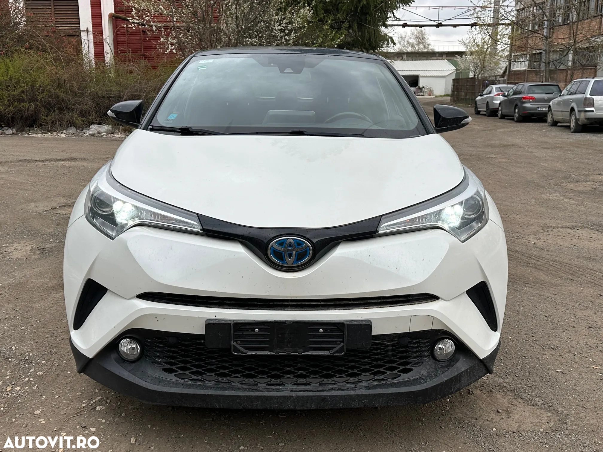 Toyota C-HR 1.8 HSD 122 CP 4x2 CVT C-lassy bi-tone - 19