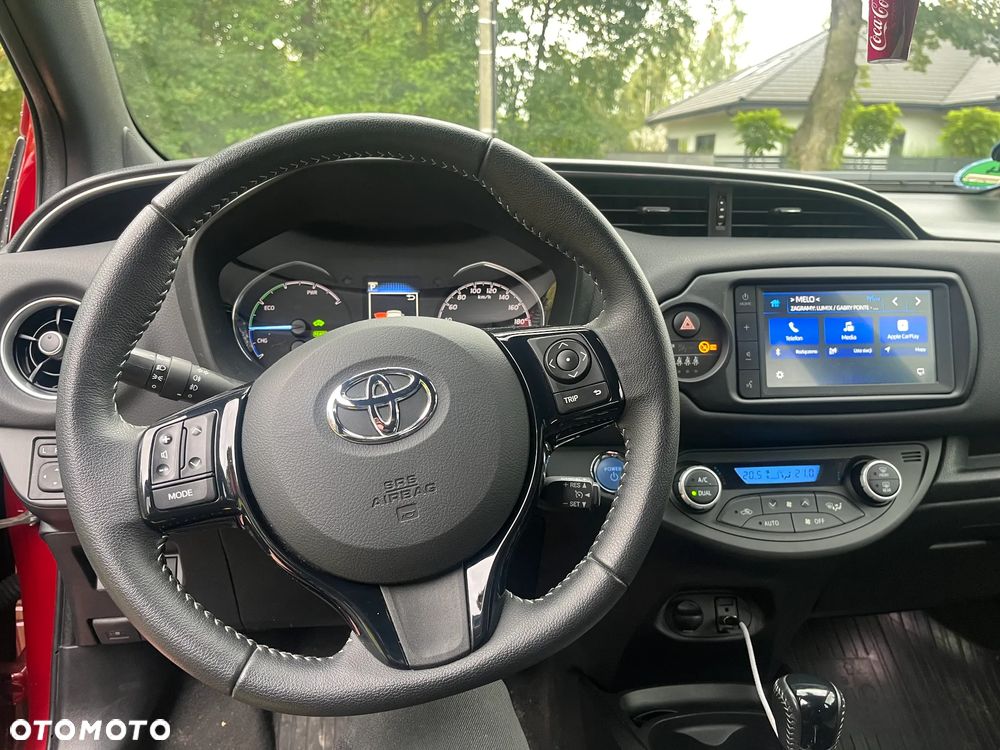 Toyota Yaris Hybrid 1.5 Executive - 10