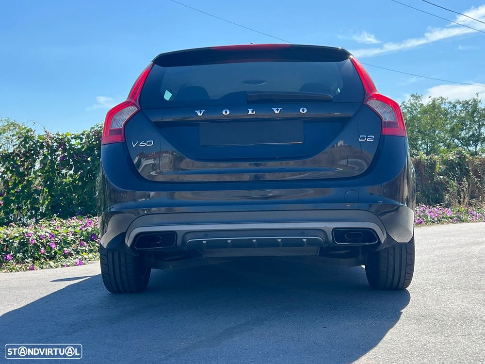 Volvo V60 D2 Geartronic Powershift Momentum - 23