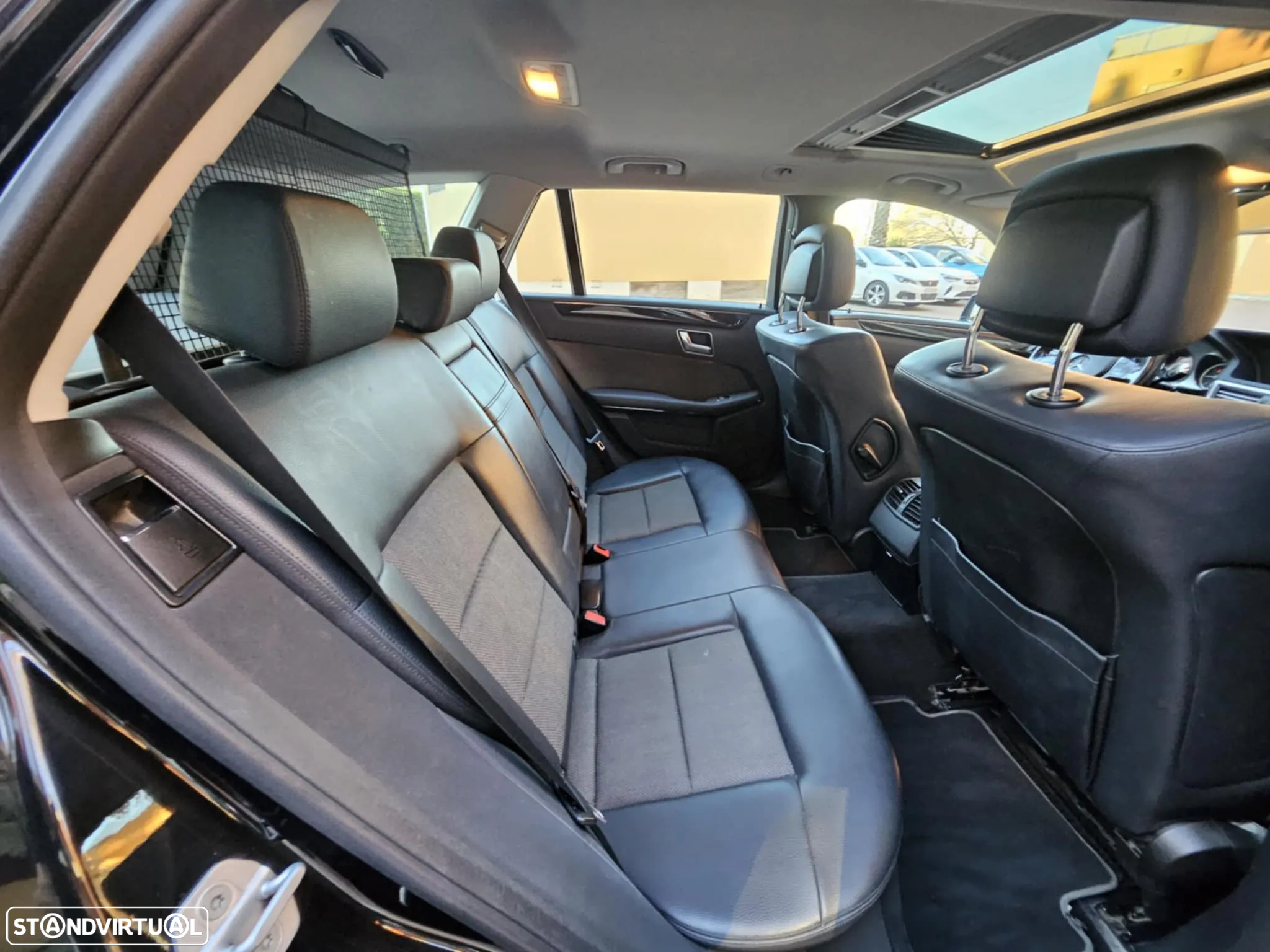 Mercedes-Benz E 220 BlueTEC Avantgarde Auto. - 10