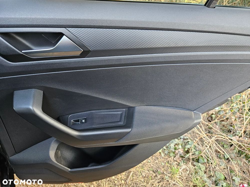 Volkswagen T-Roc 1.5 TSI ACT OPF Style - 35