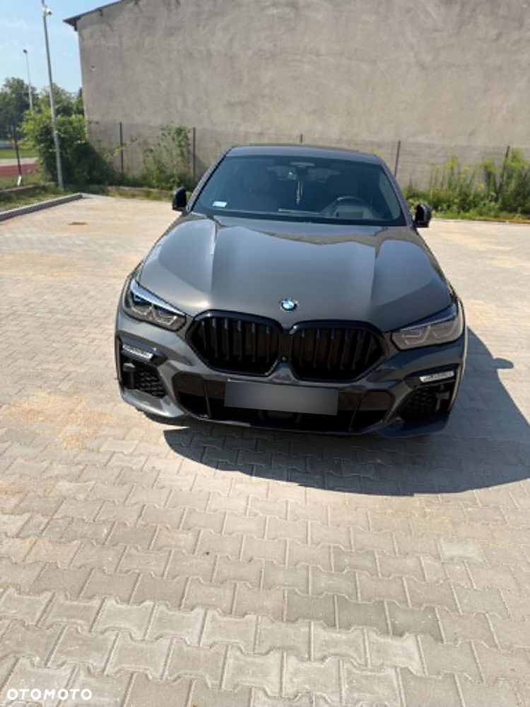 BMW X6 - 10