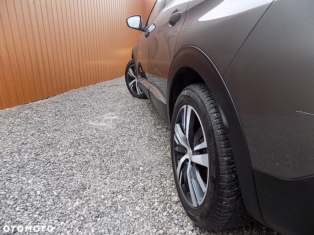 Peugeot 3008 PureTech 130 Stop & Start GPF EAT8 Allure Business-Paket - 30