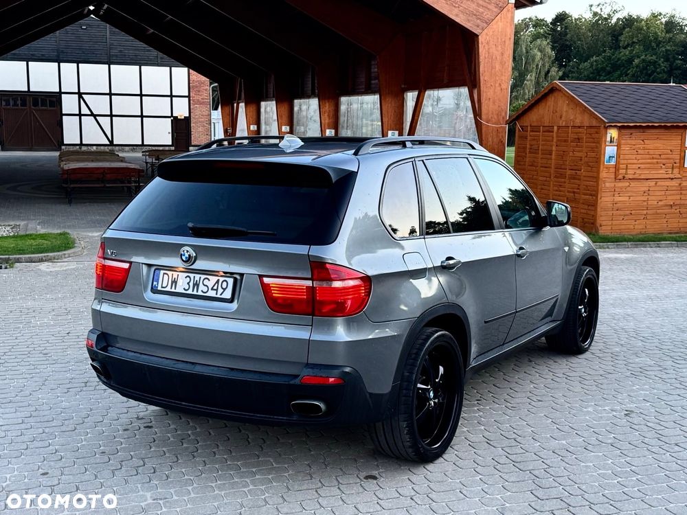 BMW X5 4.8i xDrive - 4