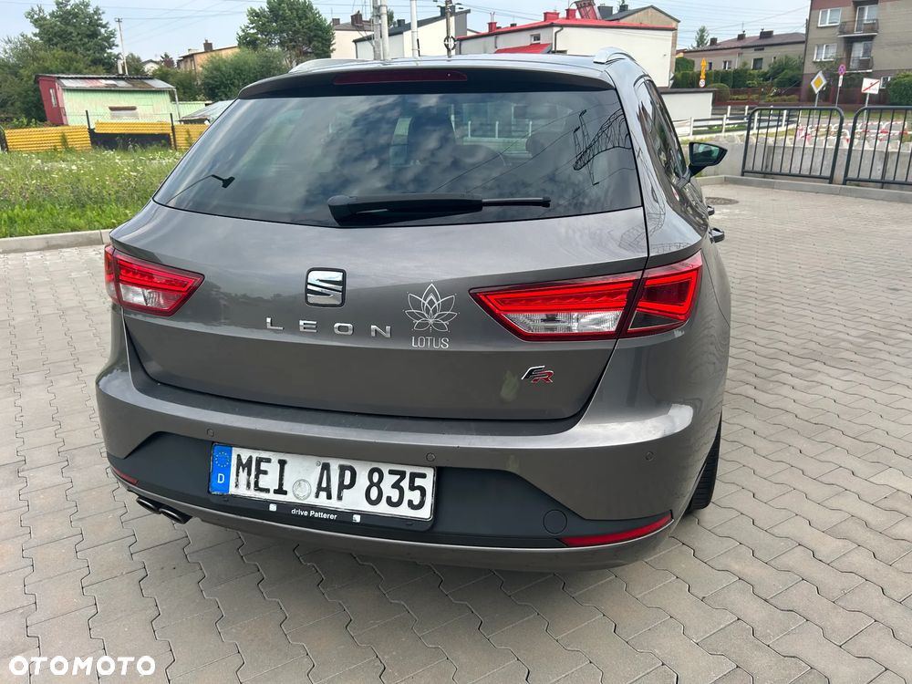 Seat Leon 2.0 TDI DPF Ecomotive FR - 13