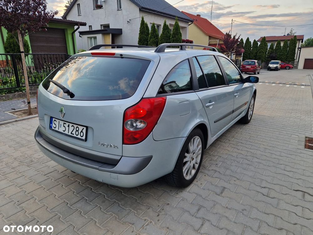 Renault Laguna - 8