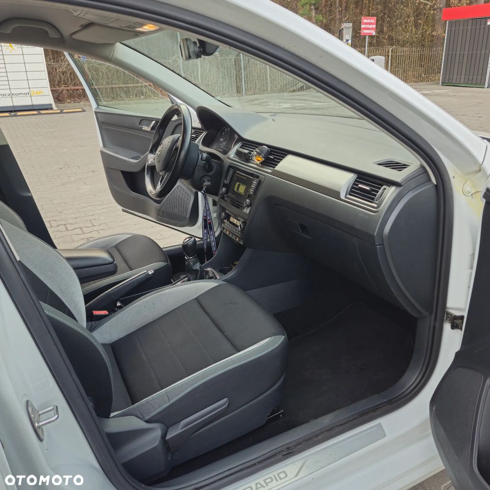 Skoda RAPID 1.2 TSI Joy - 9