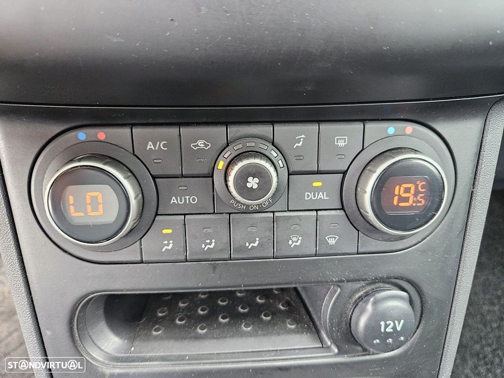 Nissan Qashqai 1.5 dCi Acenta Connect - 32