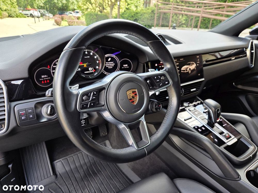 Porsche Cayenne E-Hybrid - 38
