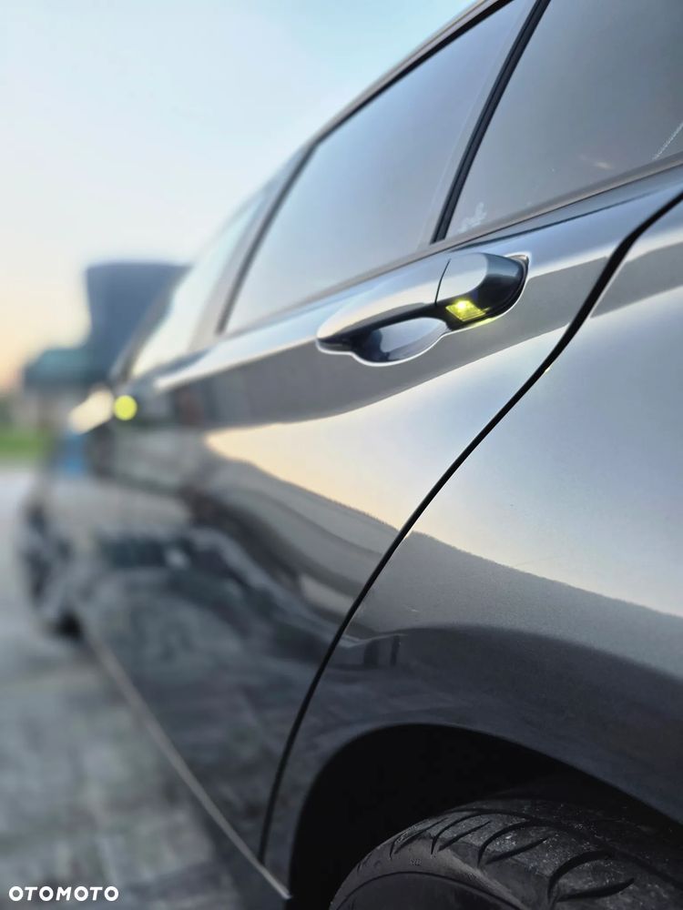 BMW Seria 1 116d Sport Line - 9