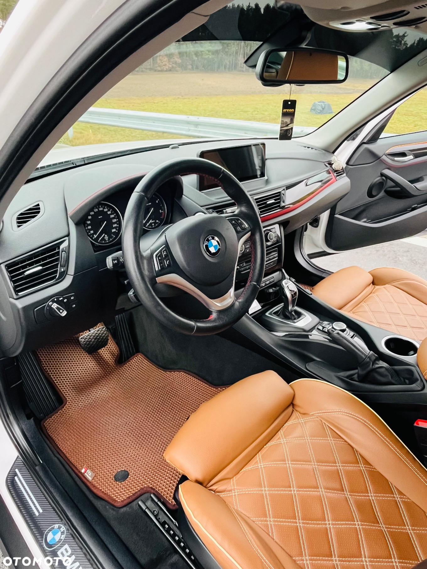 BMW X1 - 13