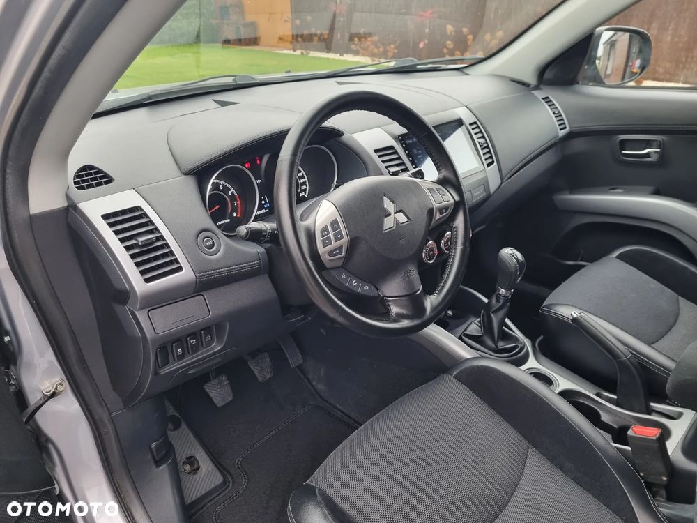 Mitsubishi Outlander 2.0 2WD Edition - 14