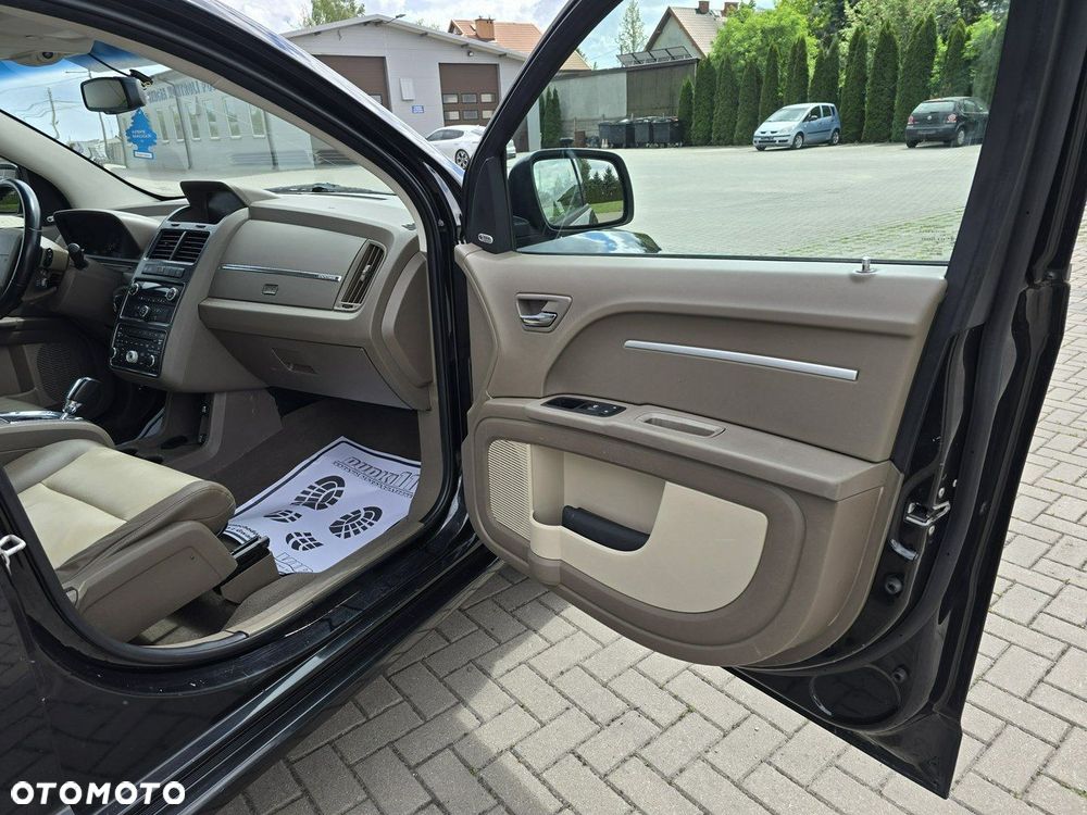 Dodge Journey - 25