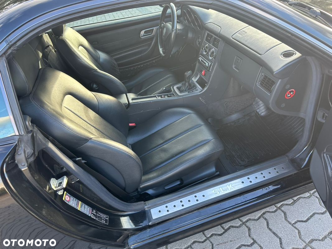 Mercedes-Benz SLK 200 Kompressor - 12