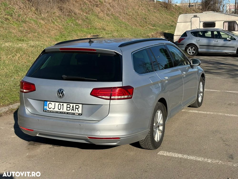 Volkswagen Passat 2.0 TDI DSG (BlueMotion Technology) Comfortline - 4